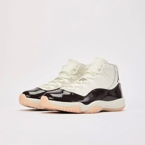 Women's Air Jordan 11 Neapolitan